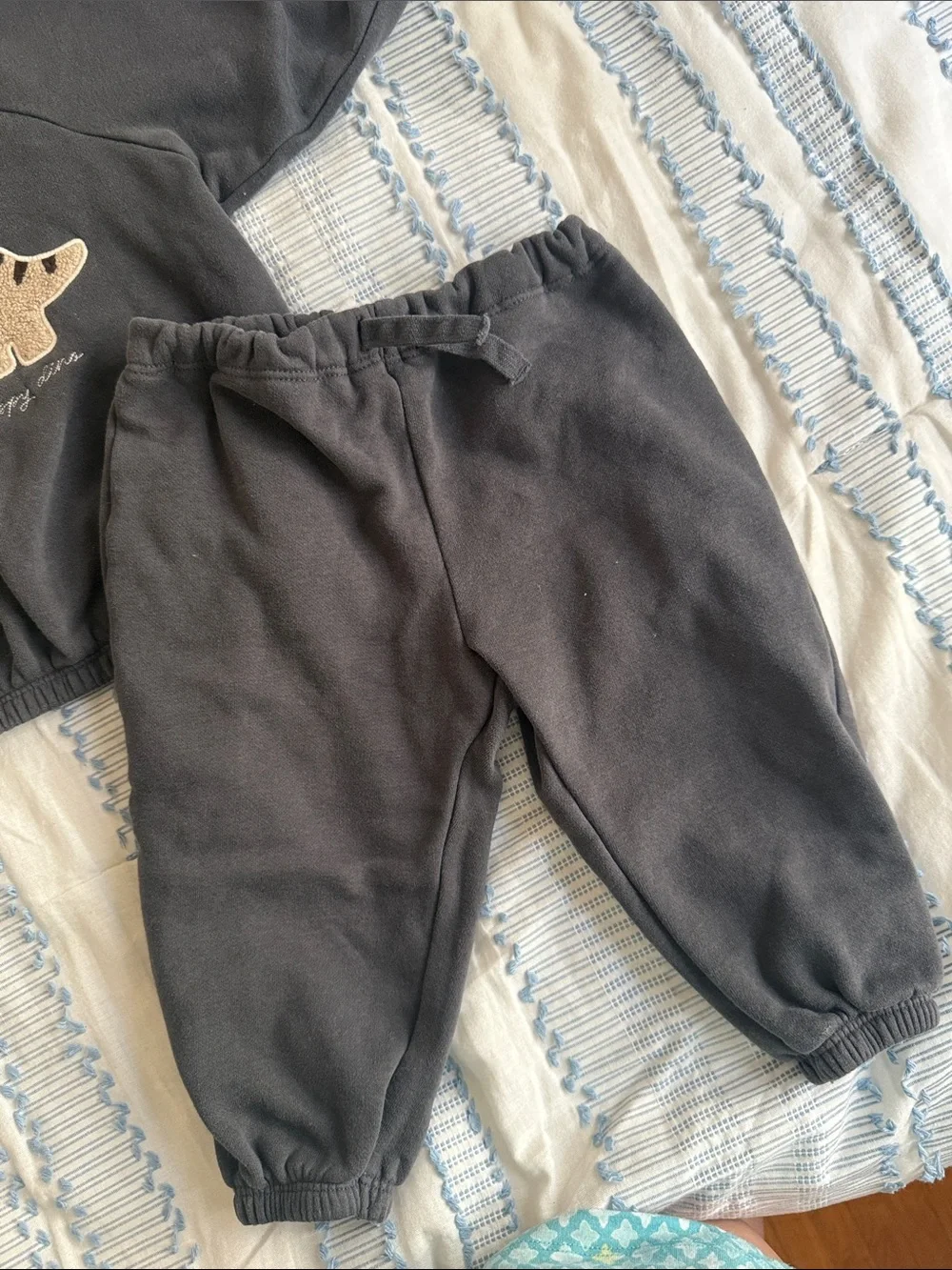 H&M black Sweatshirt & Joggers with Beige Dino Applique